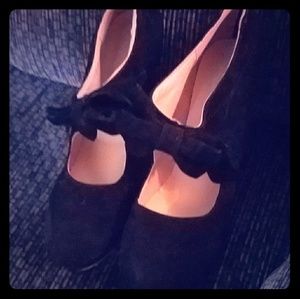 Bow high heels