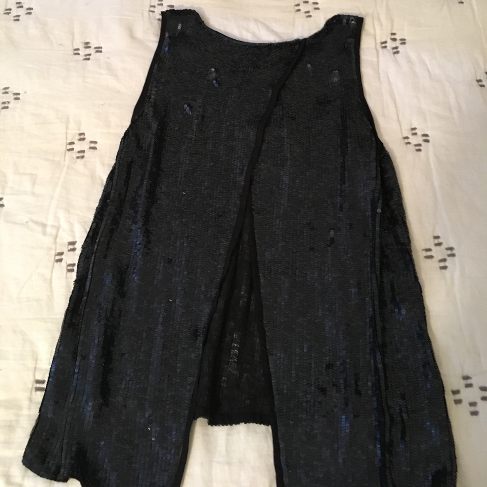 Navy, sparkle tank with open slit in back