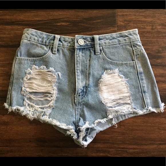 high waisted denim shorts - Picture 1 of 3