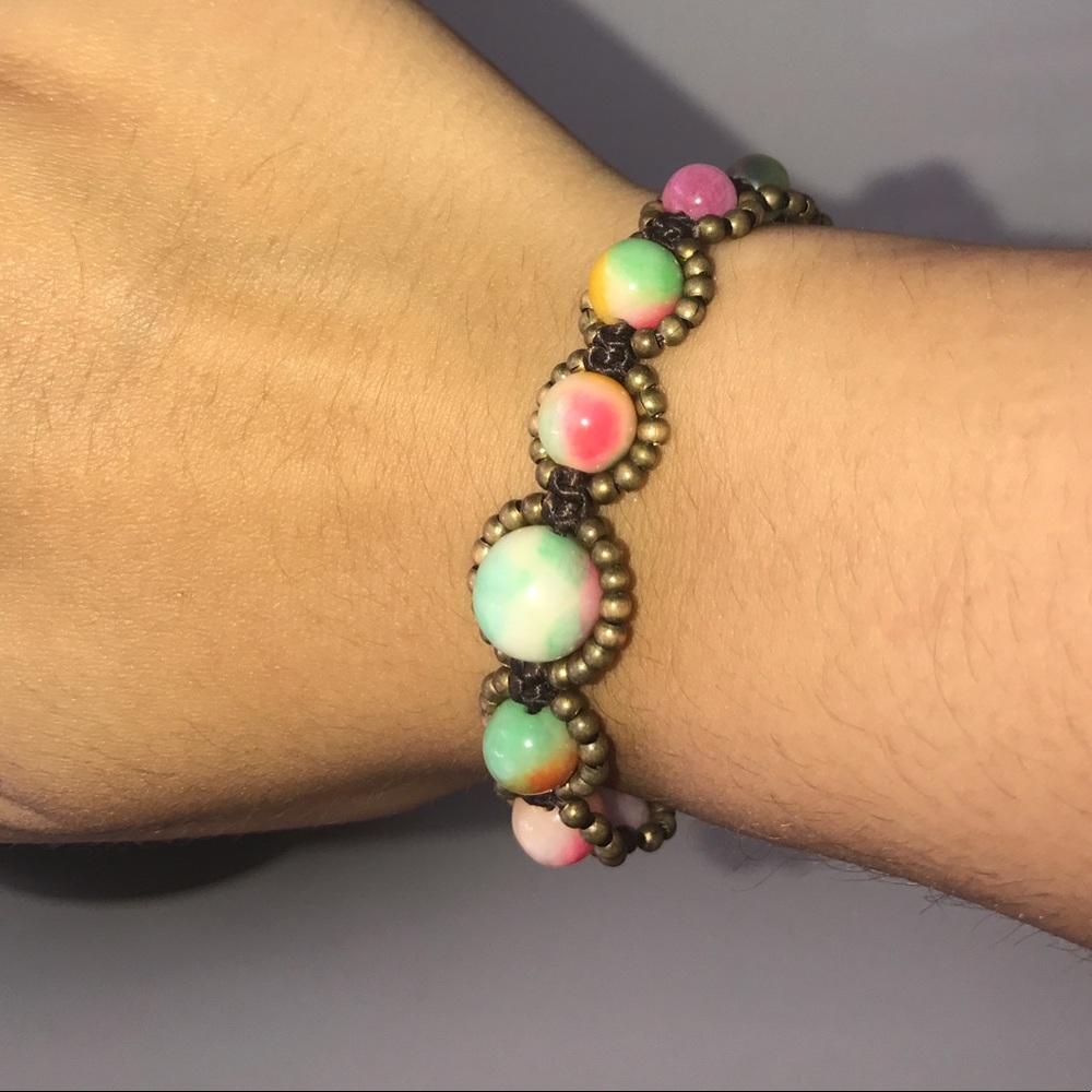 Artisanal bracelet