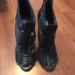Black Steve Madden heels