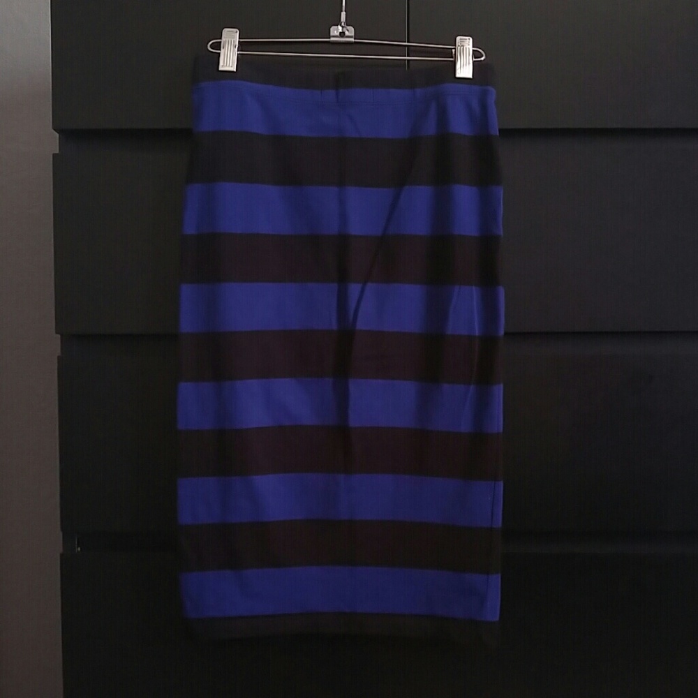 Forever 21 Blue Black Fitted Pencil Skirt
