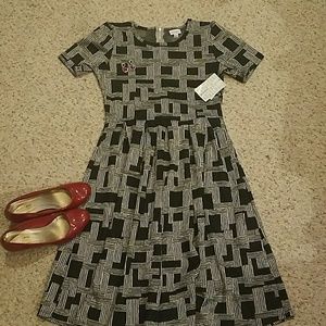 LulaRoe black and grey Amelia