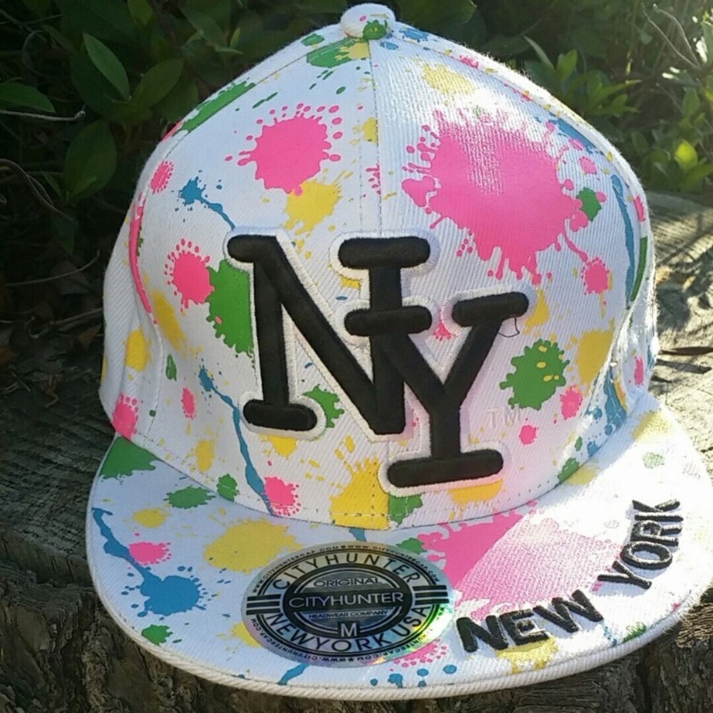 Medium NY Paint Splatter Hat