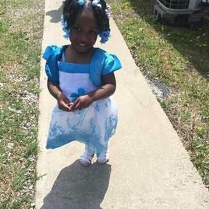 Meet your Posher, Angela