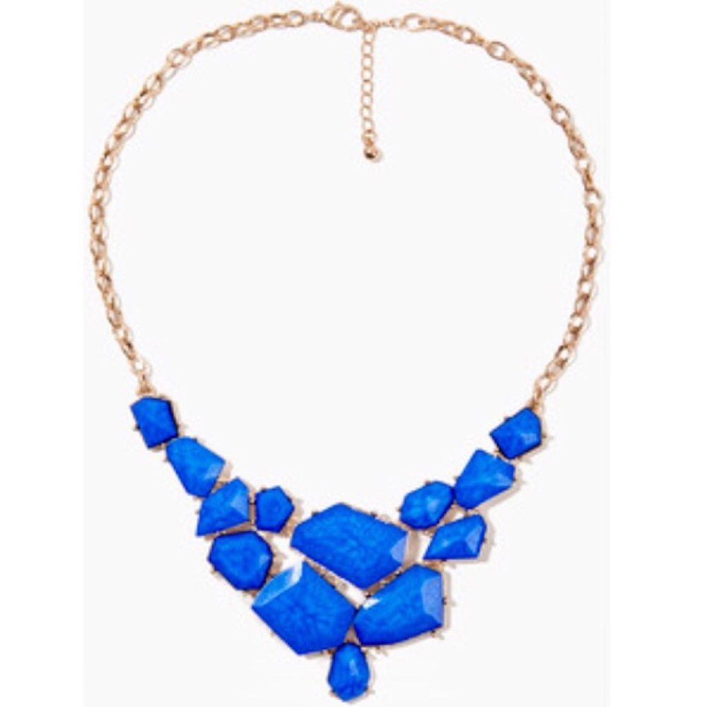 🌸HP🌸FAUX STONE BLUE STATEMENT NECKLACE