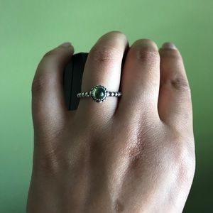 Pandora bloom stackable ring peridot size 6