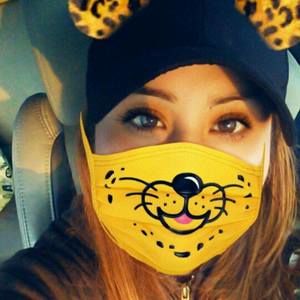 Meet your Posher, Dulce