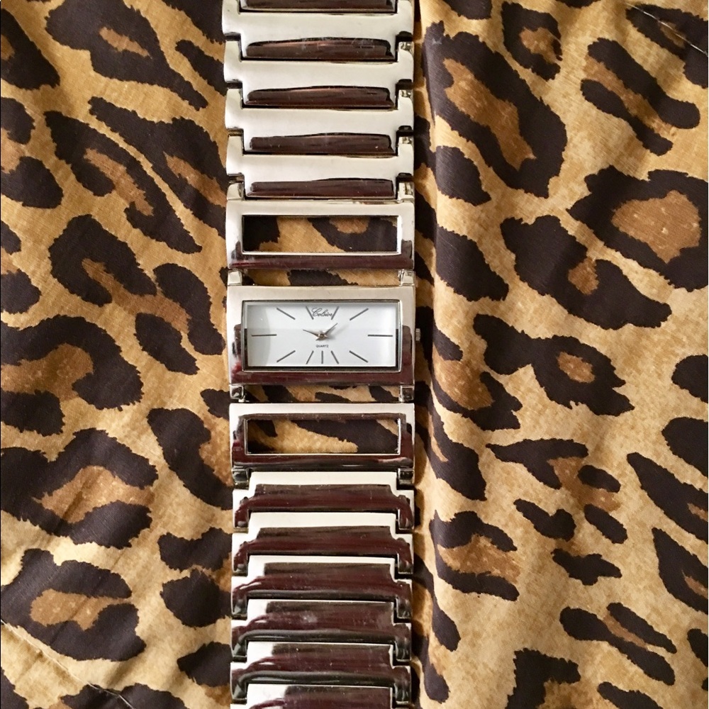 Silver watch never worn
