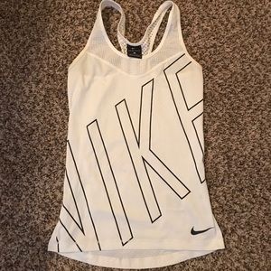 Nike pro hypercool tank top
