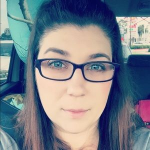 Meet your Posher, Sierra