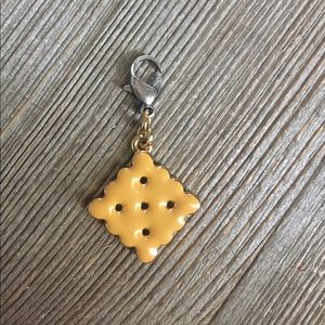 Disney Couture Alice in Wonderland Cracker Charm