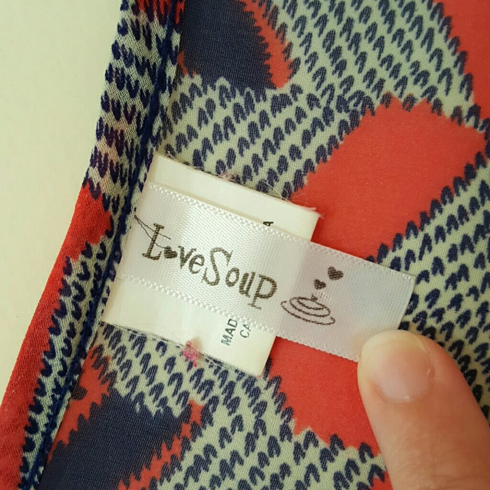 ☆ Fun Crop Top ☆ - Picture 3 of 5