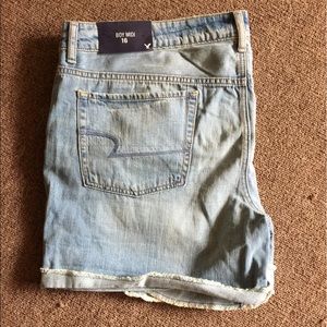 American Eagle Boy Midi Shorts Size 16 NWT