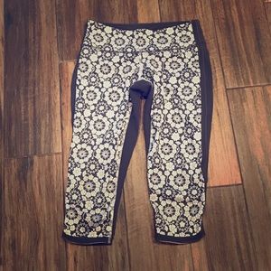 Very cute printed Lululemon leggings