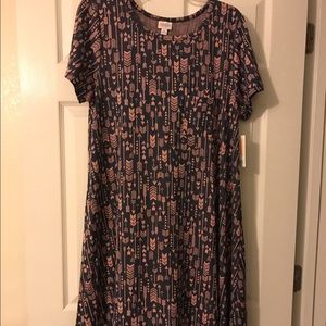 XL Lularoe Carly