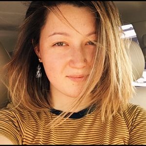 Meet your Posher, Caroline