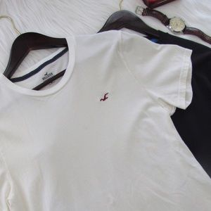 Men's White and Black Hollister T-Shirt