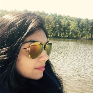 Meet your Posher, Sheetal