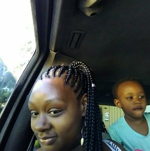 Meet your Posher, Reneshia