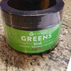 It works! Greens Blend (Berry) sealed.