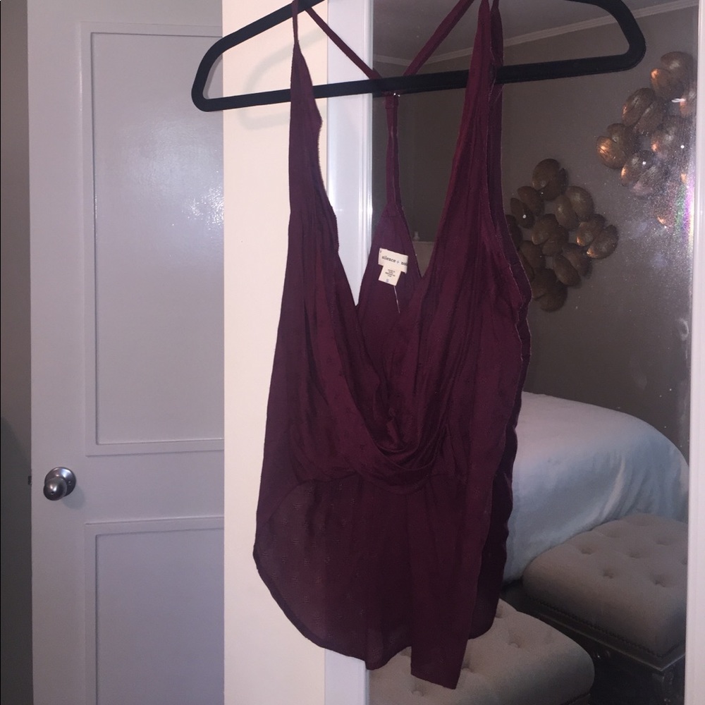 Silence + noise high low burgundy tank top