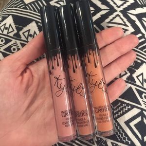 New Bundle of 3 Kylie matte lipsticks