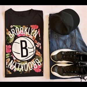 NBA Brooklyn Nets Floral Tee (Size XL)
