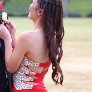 Red prom dress