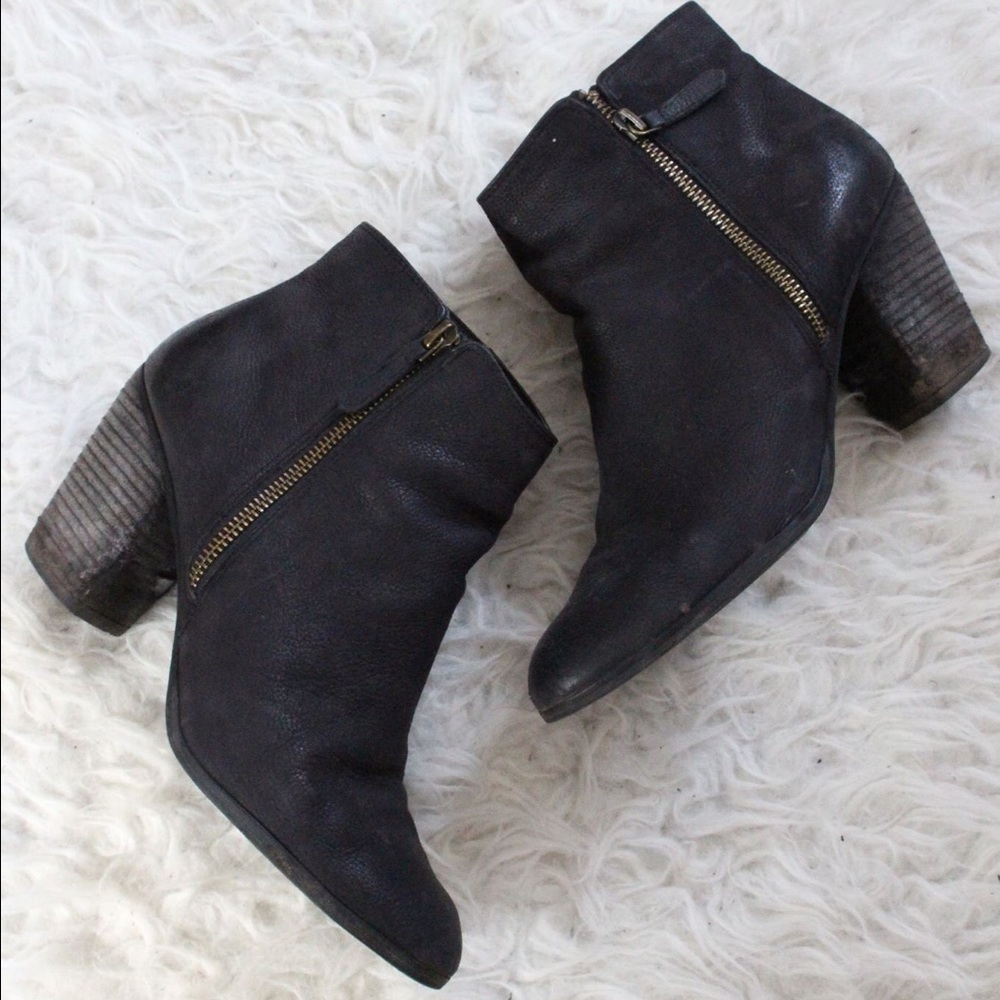 BP NORDSTROM LEATHER BOOTS