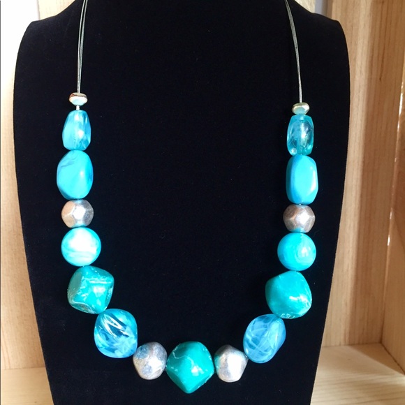 💠New York & Co Turquoise Necklace💠 - Picture 2 of 3