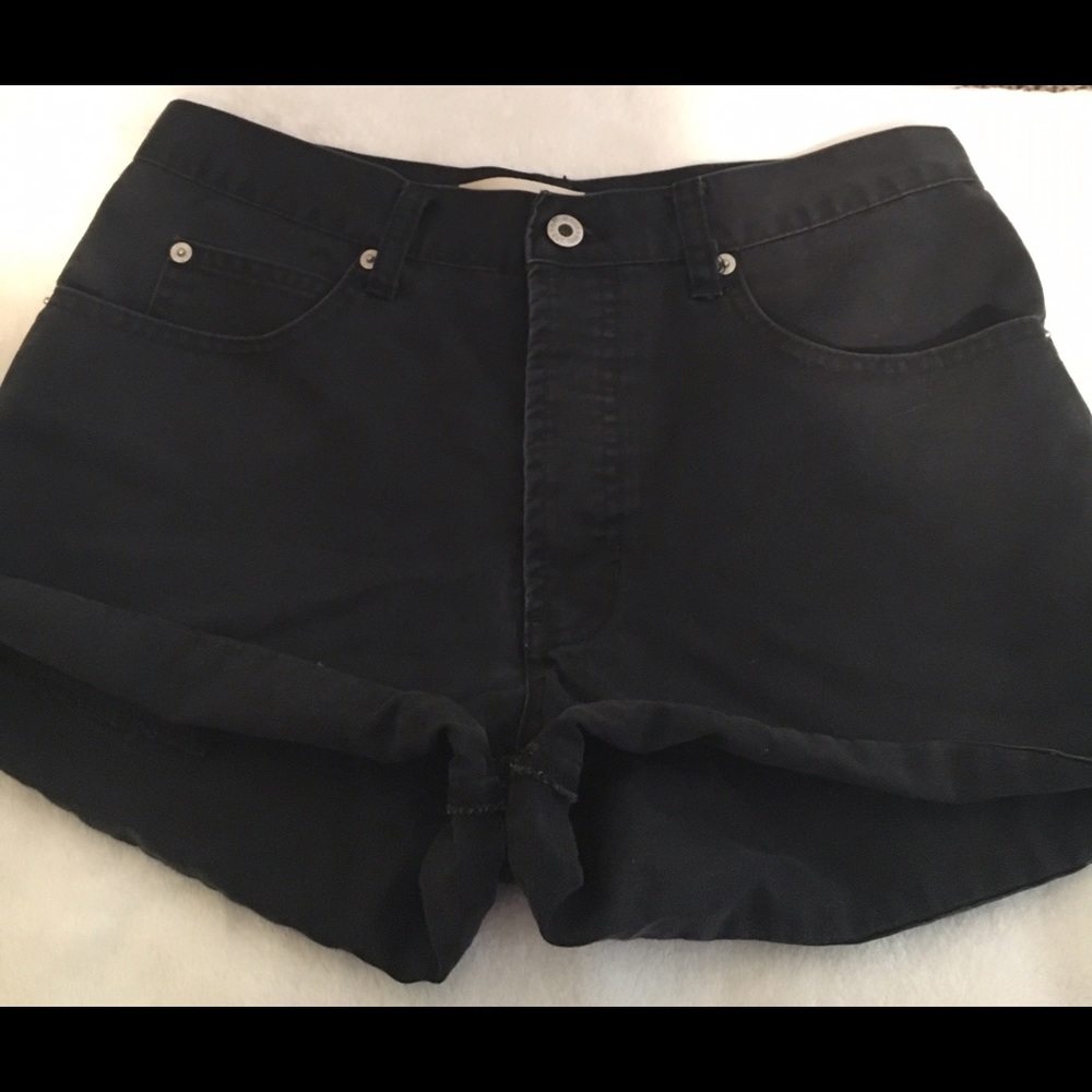 Vintage! 📽 High Waisted Black Gap Shorts