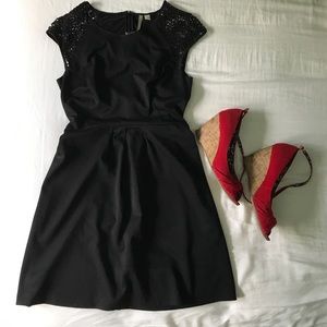 LC Lauren Conrad Lace Raglan Ponte Sheath Dress