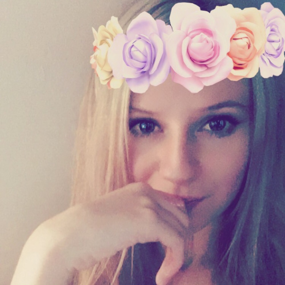 Meet your Posher, Francesca