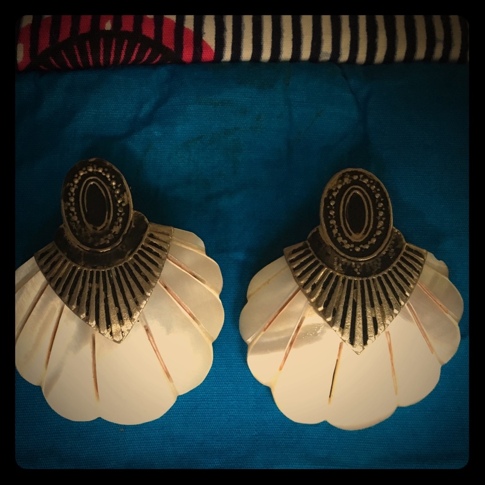 One of a kind vintage earrings.