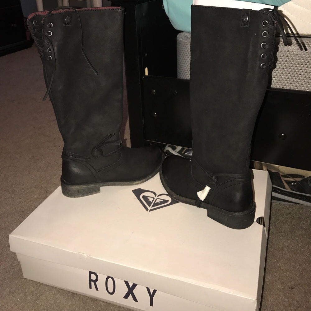 Black boots