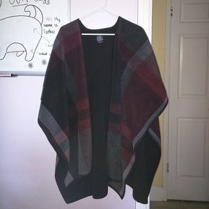 Armless Plaid Cardigan