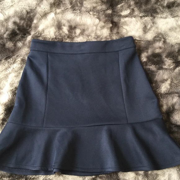 Skirts | Gb Navy Short Trumpet Skirt 