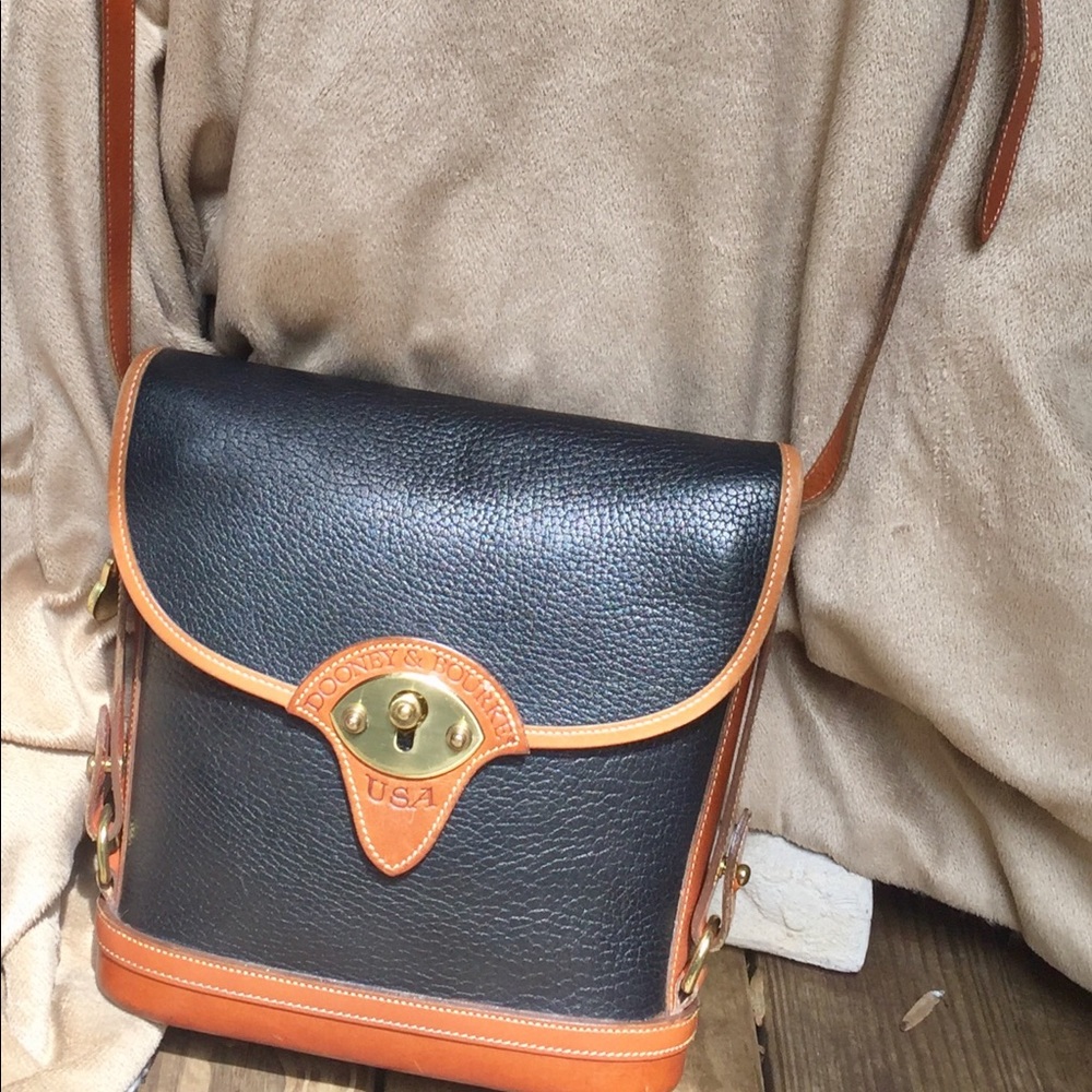 Dooney & Bourke vintage bag