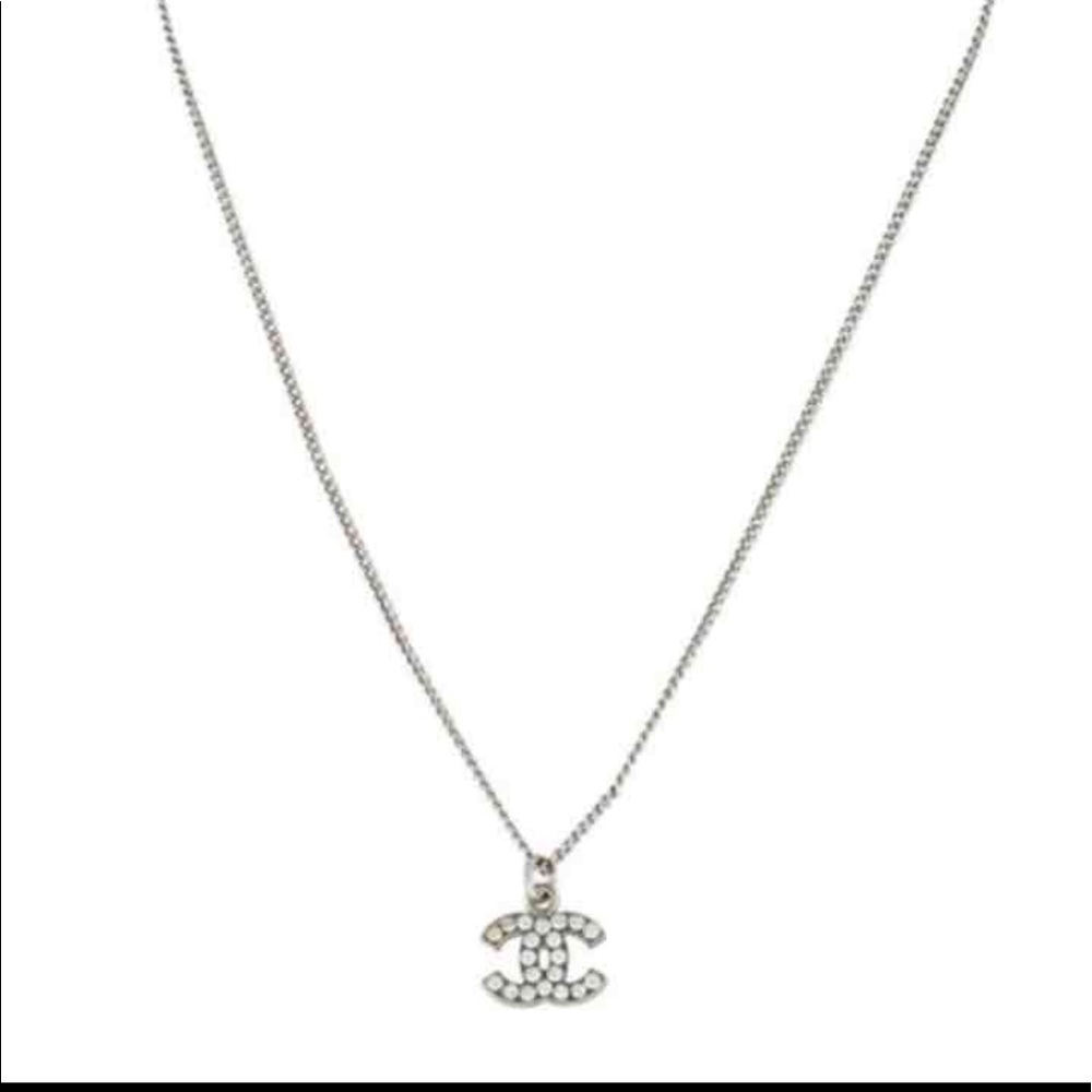 100% Authentic Chanel cc necklace