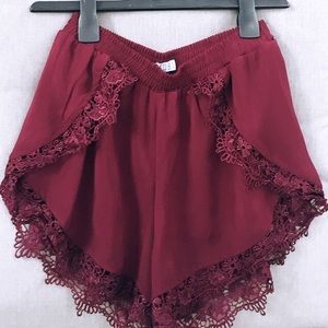 TOBI Burgundy Lace Shorts