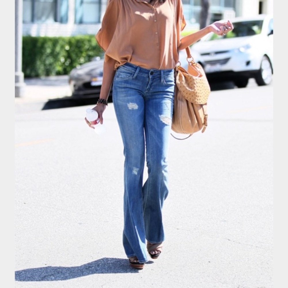 Black Orchid Flares