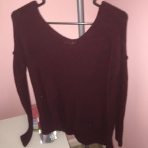 BURGUNDY ABERCROMBIE SWEATER SIZE XS/S