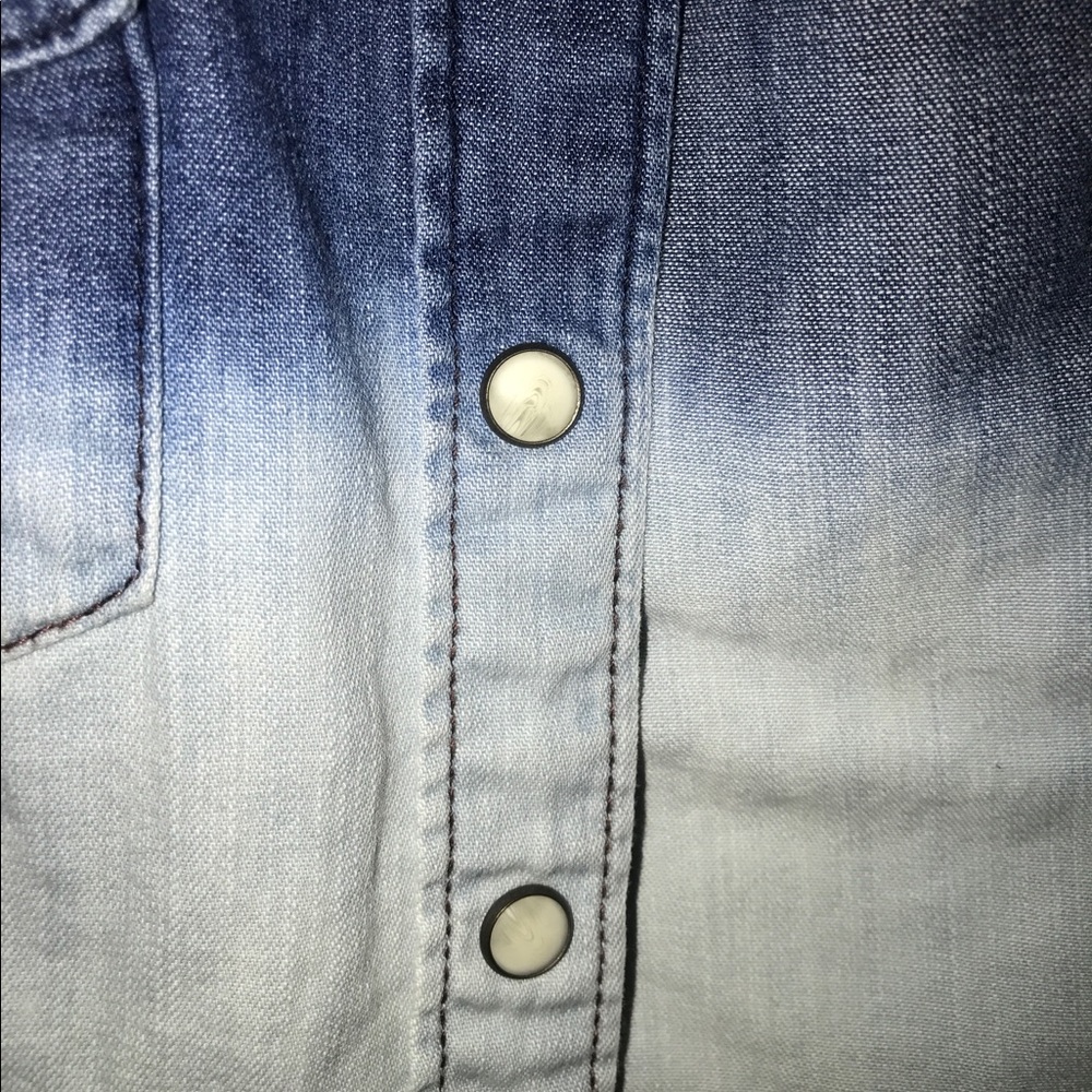 Long sleeve button-up