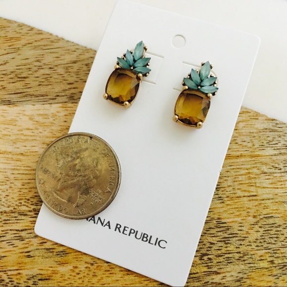 Banana Republic Pineapple Jewel Stud - Picture 4 of 7