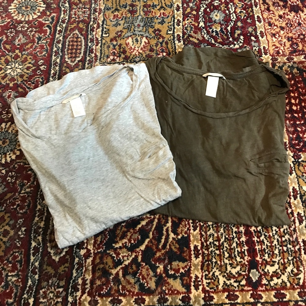 H&M Basic tees in dark green and grey.