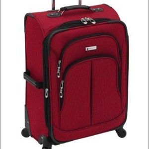 London Fog Chatham Carry On Spinner