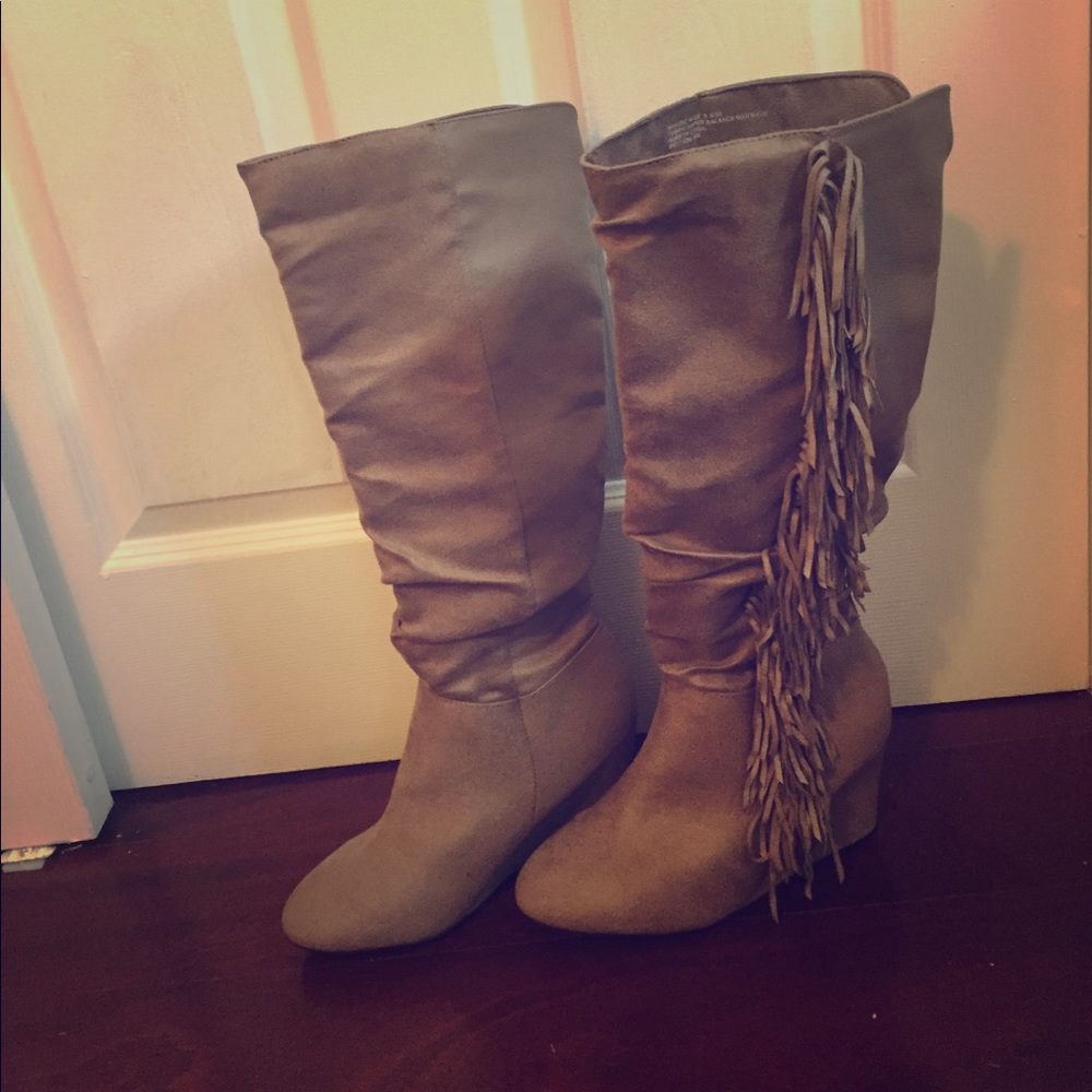 JustFab Wedge Suede/Leather Tan Boots