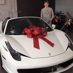 Meet your Posher, Nick