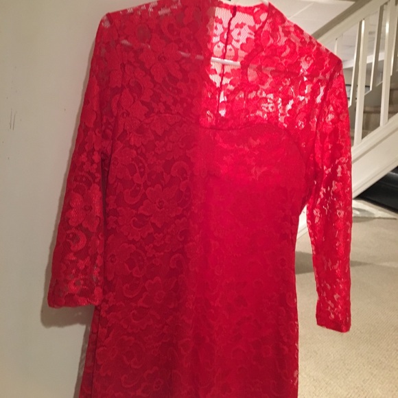 Lace red dress - Picture 2 of 4